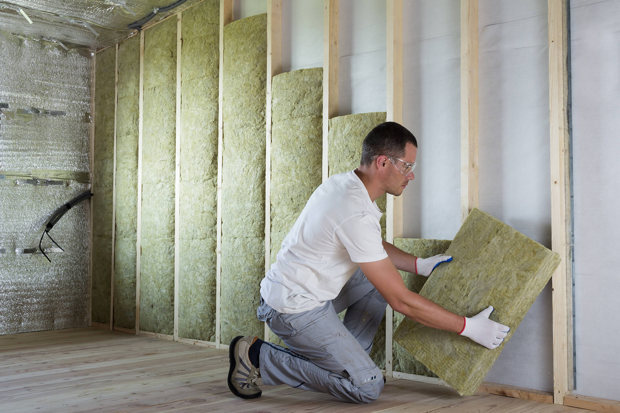 Chantier de travaux d'isolation thermique