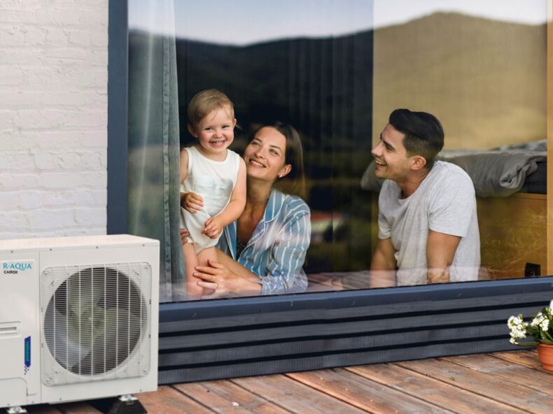 Maison moderne équipée d'une pompe à chaleur air/eau